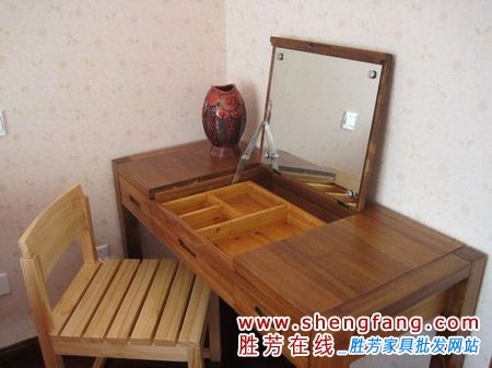 十萬(wàn)裝修出非凡的小居室效果