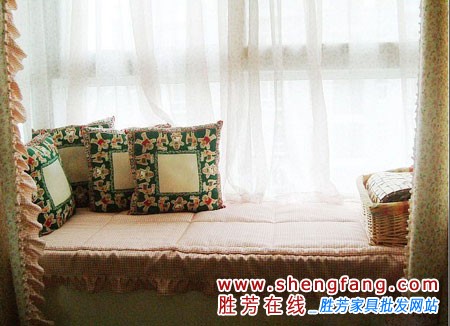 浪漫的飄窗 讓家更溫暖的感覺(jué)
