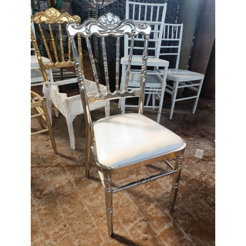勝芳家具批發(fā) 復(fù)古式餐椅 禮堂椅 靠背椅 休閑椅 竹節(jié)椅 婚慶椅 洽談椅 宴會椅 酒店椅 軟包椅 客廳家具 名爵酒店家具