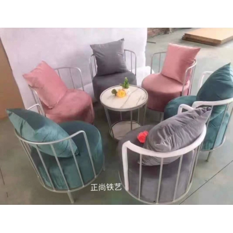 勝芳休閑輕奢桌椅批發(fā)，咖啡桌椅，網(wǎng)紅桌椅，洽談，接待桌椅，鈦金桌椅，北歐鈦金桌椅，正尚家具