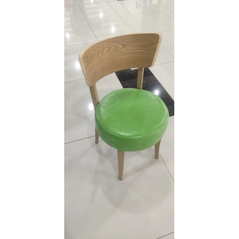 勝芳家具批發(fā) 酒店椅 復(fù)古椅 軟包椅 賓利椅 中式椅 蝴蝶椅 實木椅 宴會椅 休閑椅 洽談椅 餐廳椅 包房椅 酒店家具 餐廳家具 客廳家具 博旭家具批發(fā)