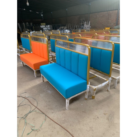 勝芳家具批發(fā)廠家，卡座，巖板桌，酒店桌椅，休閑椅，洽談桌椅，接待桌椅，咖啡桌椅組合  咖啡臺(tái)  小圓桌  三件套會(huì)客桌椅簡(jiǎn)約現(xiàn)代時(shí)尚  漫麗家具