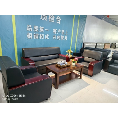 經(jīng)典辦公沙發(fā)4號 勝芳沙發(fā)批發(fā) 商務(wù)辦公沙發(fā) 會客接待室沙發(fā) 經(jīng)理室沙發(fā) 三人位沙發(fā) 雙人位沙發(fā) 單人位沙發(fā) 沙發(fā)茶幾組合 潤澤家具